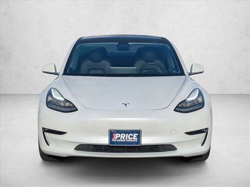 Used 2020 Tesla Model 3 Performance image 2