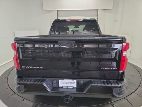 Used 2022 Chevrolet Silverado 1500 Custom image 8