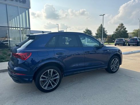 Used 2025 Audi Q3 2.0T Premium w/ Convenience Package AWD/4WD image 2