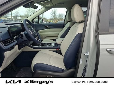 New 2026 Kia Carnival EX FWD image 12