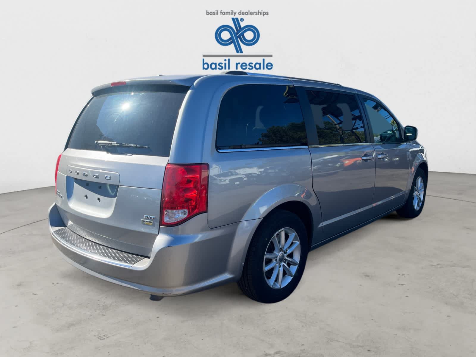 Used 2019 Dodge Grand Caravan SXT FWD image 7