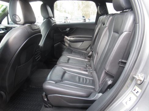 Used 2017 Audi Q7 3.0T Premium Plus image 16