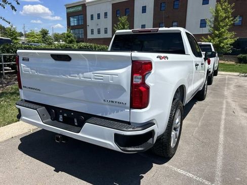 Used 2022 Chevrolet Silverado 1500 Custom w/ Safety Confidence Package AWD/4WD image 3