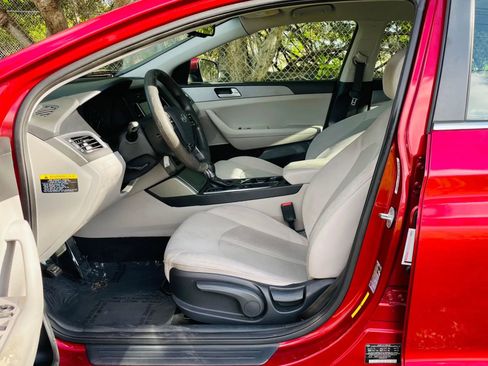Used 2016 Hyundai Sonata SE FWD image 8