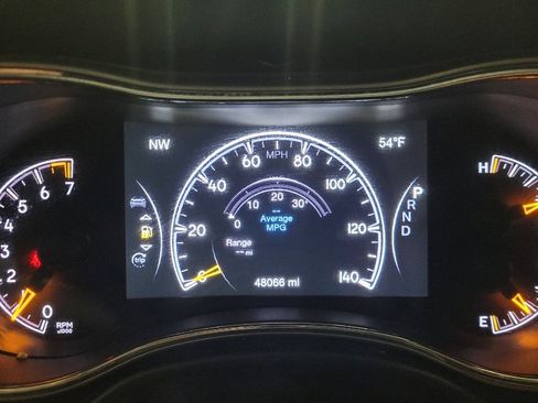 Used 2021 Jeep Grand Cherokee Laredo X image 23