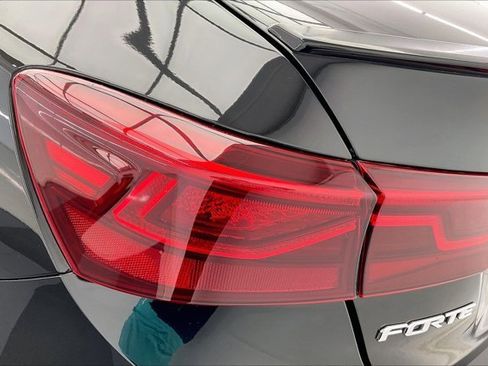 Used 2020 Kia Forte GT image 30