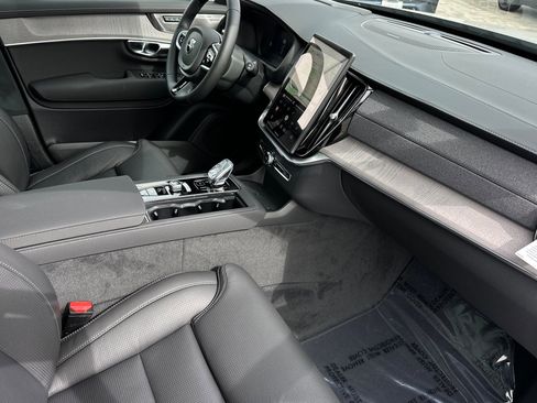 New 2026 Volvo XC90 T8 Ultra w/ Lounge Package AWD/4WD image 15
