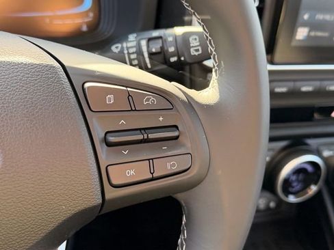New 2026 Hyundai Venue SEL FWD image 17