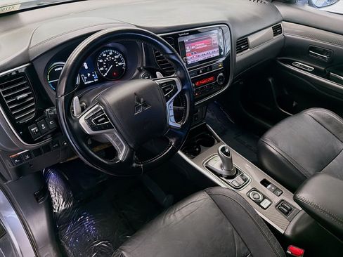 Used 2019 Mitsubishi Outlander GT AWD/4WD image 7
