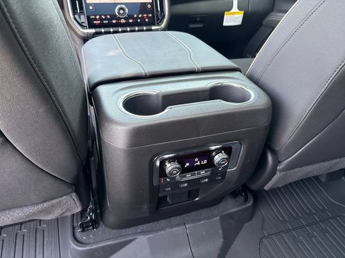 New 2026 GMC Yukon XL Elevation w/ Elevation Premium Package AWD/4WD image 40