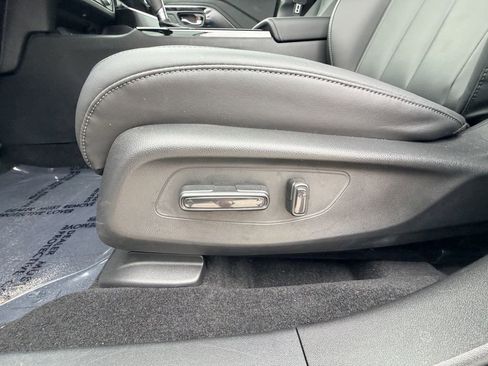 Certified 2025 Acura ADX FWD image 22