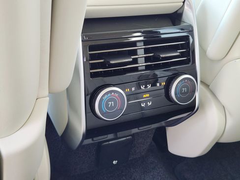 New 2026 Land Rover Range Rover Autobiography image 26