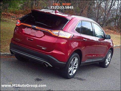 Used 2018 Ford Edge Titanium w/ Technology Package image 22