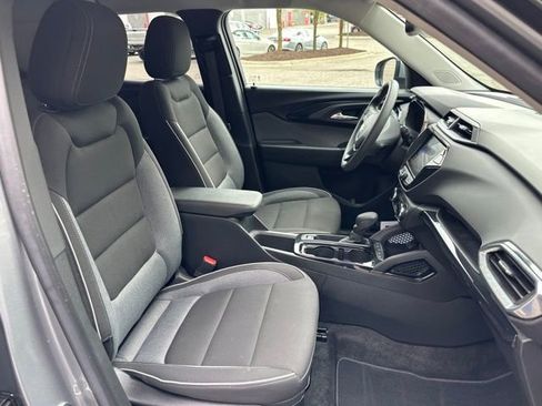 Used 2024 Chevrolet TrailBlazer RS w/ Driver Confidence Package AWD/4WD image 27
