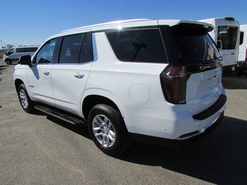 Used 2025 Chevrolet Tahoe LT AWD/4WD image 10