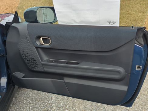 Used 2025 MINI Cooper S image 8