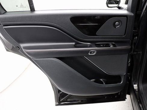 Used 2021 Lincoln Aviator Reserve w/ Equipment Group 201A image 29