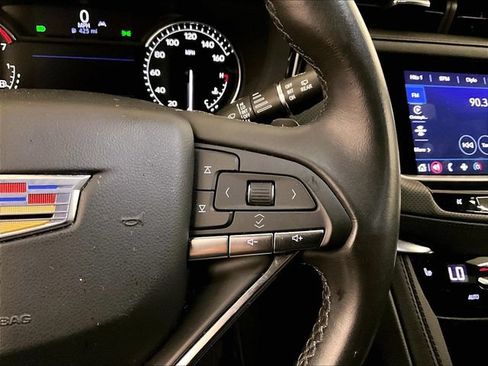 Used 2023 Cadillac XT6 Luxury AWD/4WD image 18