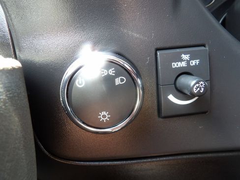 Used 2025 Chevrolet Express 3500 LS RWD image 19