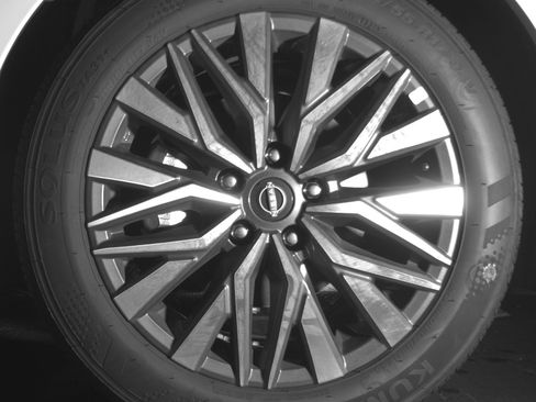 Used 2025 Nissan Altima 2.5 SV image 12