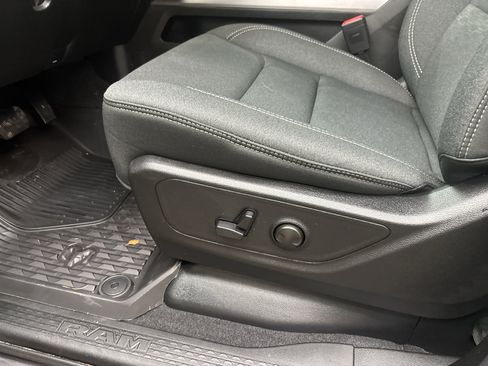 New 2026 RAM 1500 Big Horn AWD/4WD image 15