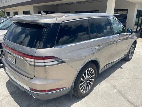 Used 2020 Lincoln Aviator Reserve w/ Equipment Group 201A RWD image 4