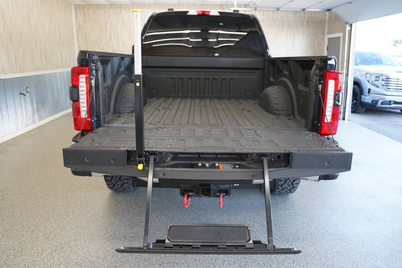 Used 2023 Ford F250 King Ranch w/ Chrome Package AWD/4WD image 41