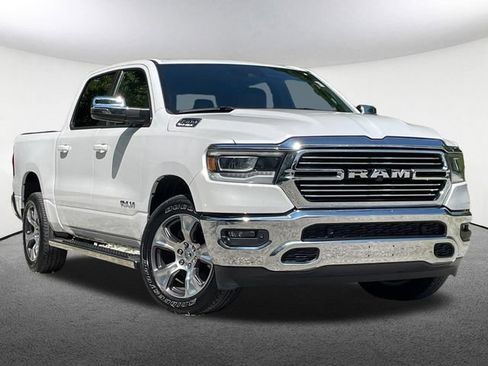 Used 2023 RAM 1500 Laramie AWD/4WD image 2