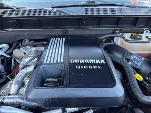 Used 2024 Chevrolet Silverado 1500 High Country w/ High Country Premium Package image 31