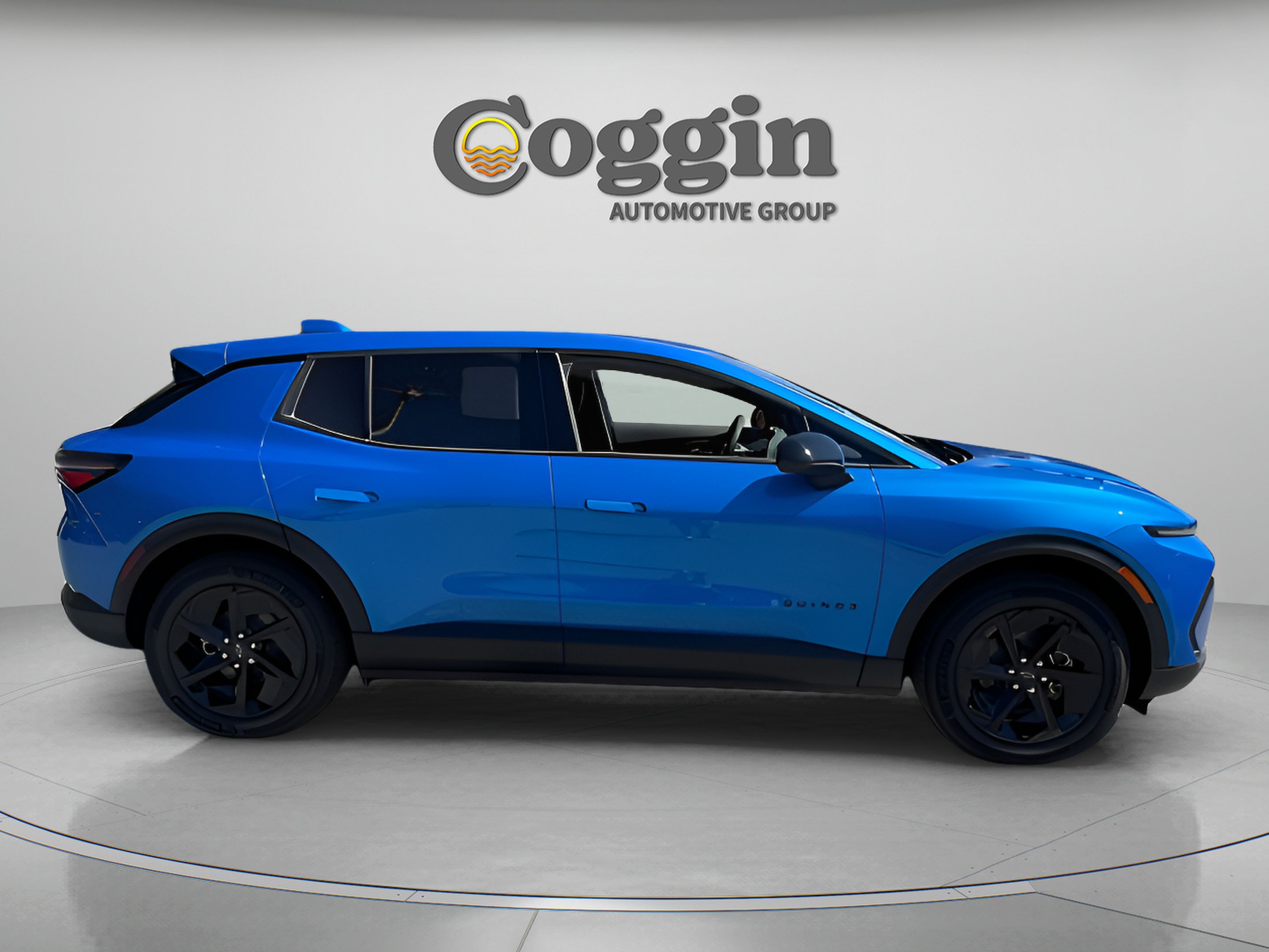 Used 2026 Chevrolet Equinox EV LT w/ Midnight Package FWD image 5