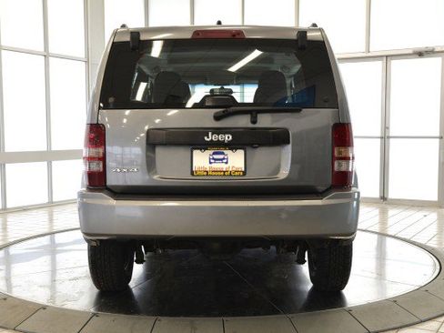 Used 2012 Jeep Liberty Sport image 6