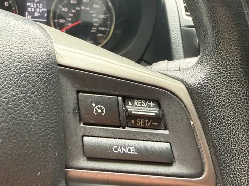Used 2016 Subaru Impreza 2.0i AWD/4WD image 17