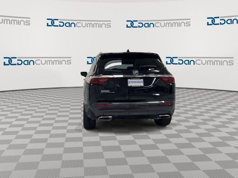 Used 2023 Buick Enclave Essence FWD image 7