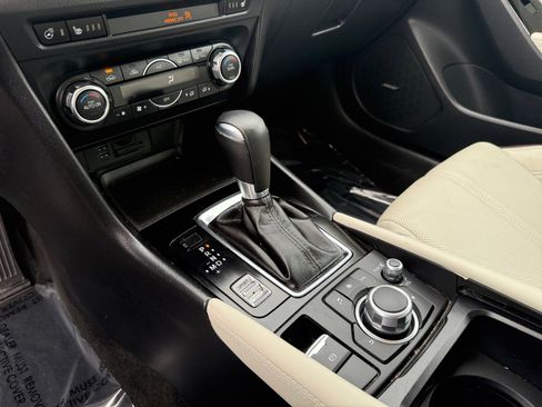 Used 2017 MAZDA MAZDA3 Grand Touring w/ Premium Equipment Package image 13