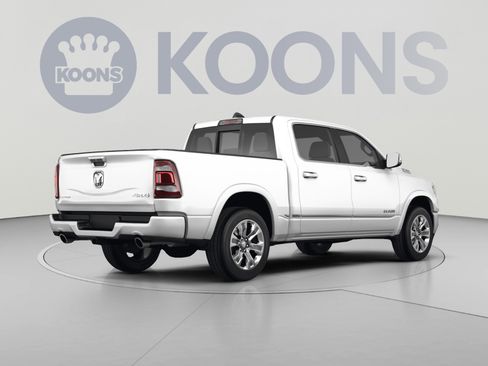 Used 2022 RAM 1500 Limited w/ Body Color Bumper Group AWD/4WD image 4