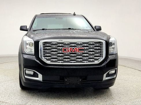 Used 2019 GMC Yukon Denali w/ Open Road Package image 2