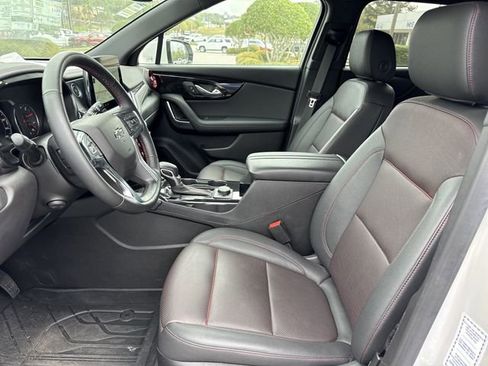 Used 2025 Chevrolet Blazer RS w/ Enhanced Convenience Package image 9