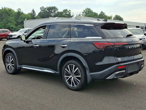 Used 2023 INFINITI QX60 Sensory w/ Vision Package AWD/4WD image 4