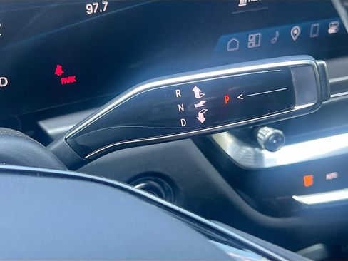 Used 2024 Cadillac Lyriq Tech RWD image 17