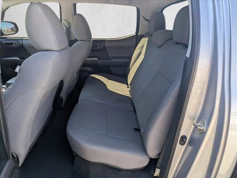 Used 2017 Toyota Tacoma SR5 image 16