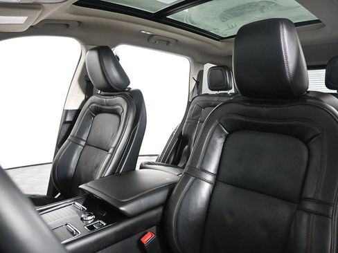 Used 2023 Lincoln Aviator Reserve w/ Elements Package Plus image 5