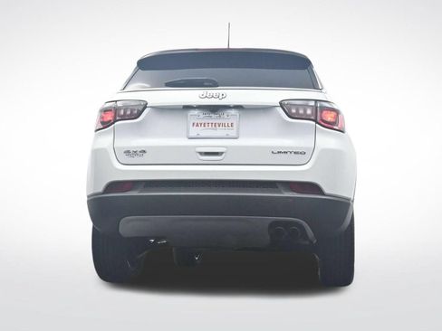 Used 2022 Jeep Compass Limited AWD/4WD image 34