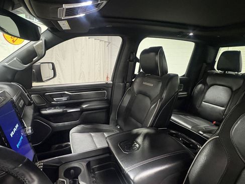 Used 2020 RAM 1500 Laramie AWD/4WD image 37