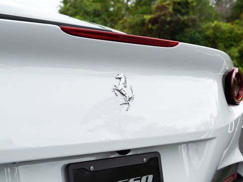 Used 2023 Ferrari Portofino M image 20