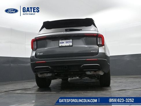 New 2026 Ford Explorer ST-Line w/ ST-Line Street Pack image 32