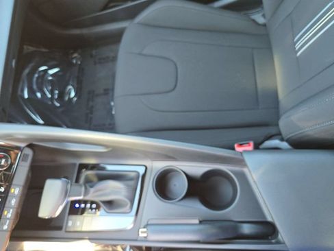 Used 2025 Hyundai Elantra Sport FWD image 20