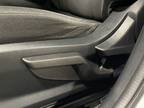 Used 2018 Subaru Impreza 2.0i image 9