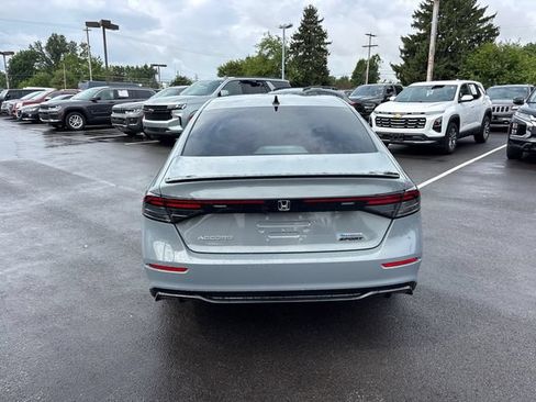 Used 2025 Honda Accord Sport image 29