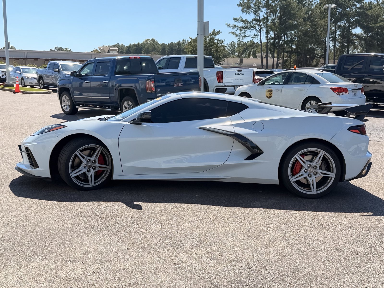 Used 2020 Chevrolet Corvette Stingray Premium Cpe w/ 3LT Preferred Equipment Group RWD image 9