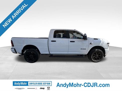 Used 2025 RAM 2500 Big Horn AWD/4WD image 8